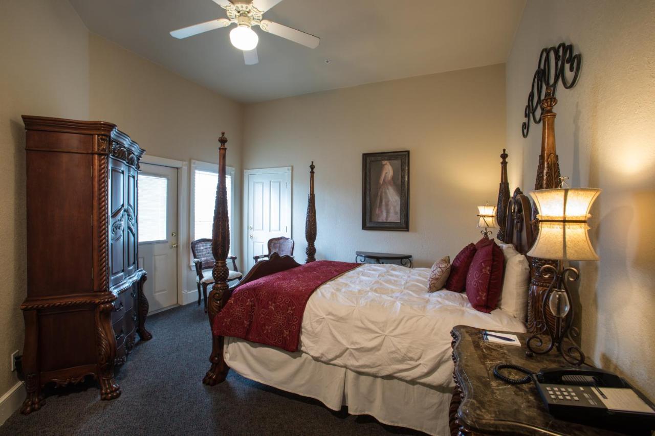 Gruene River Hotel & Retreat New Braunfels Exterior photo