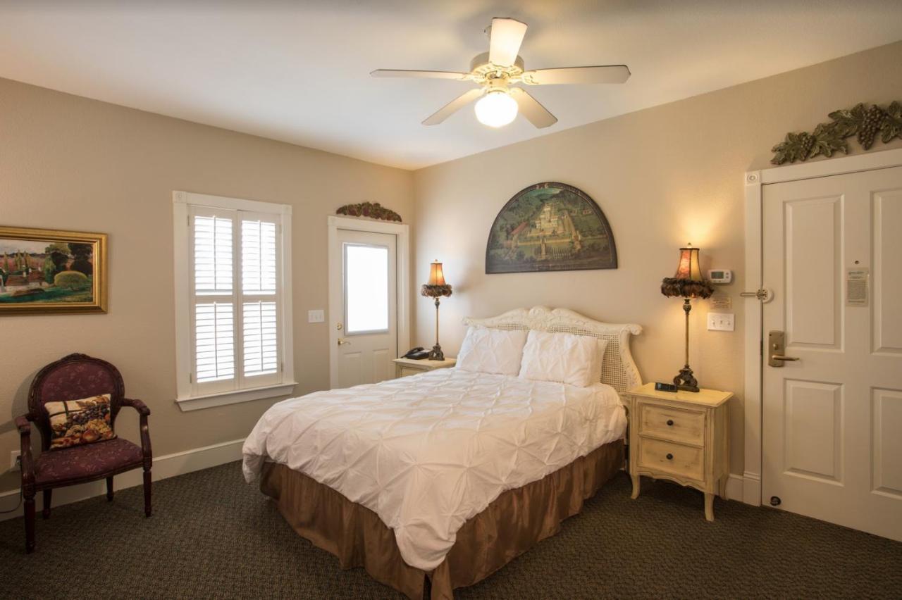 Gruene River Hotel & Retreat New Braunfels Exterior photo